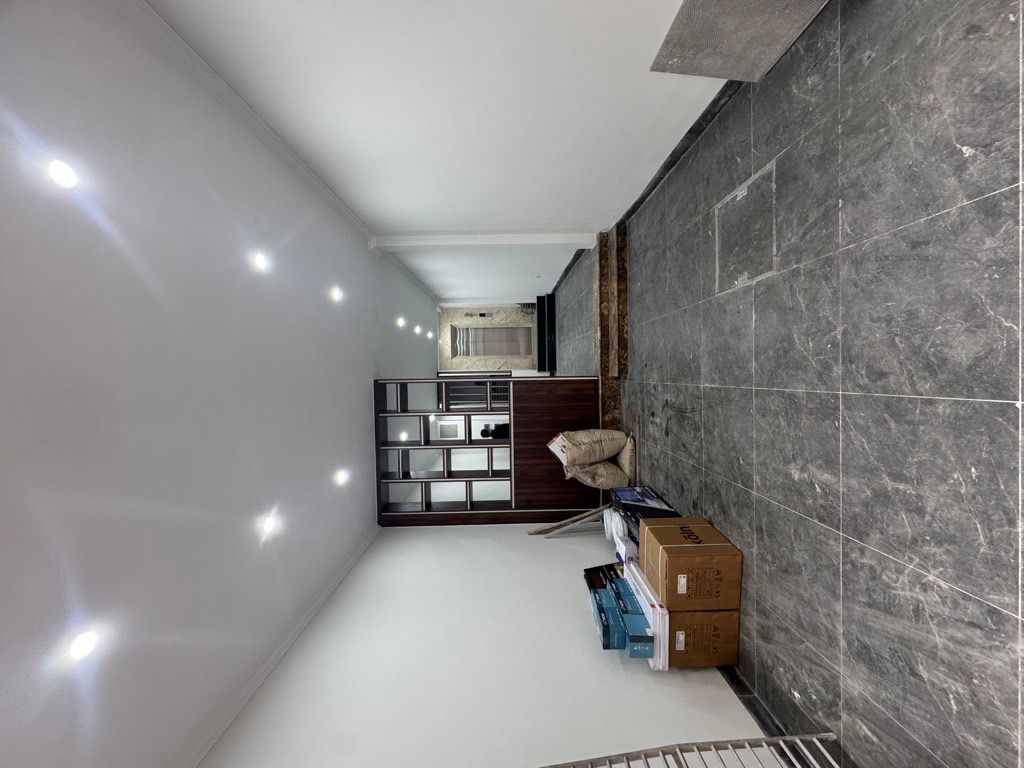 MẶT PHỐ HÀO NAM - 6.5 TẦNG - LÔ GÓC - THANG MÁY - Ô TÔ TRÁNH ĐỖ