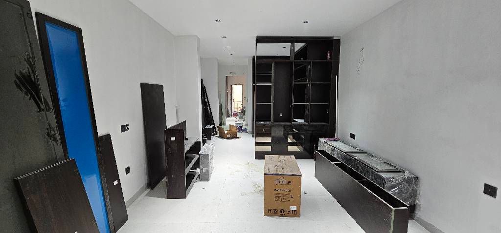 BÁN NHÀ ĐẸP 7 TẦNG THANG MÁY 2 MẶT NGÕ Ô TÔ + 1 NGÕ ĐI BÊN HÔNG