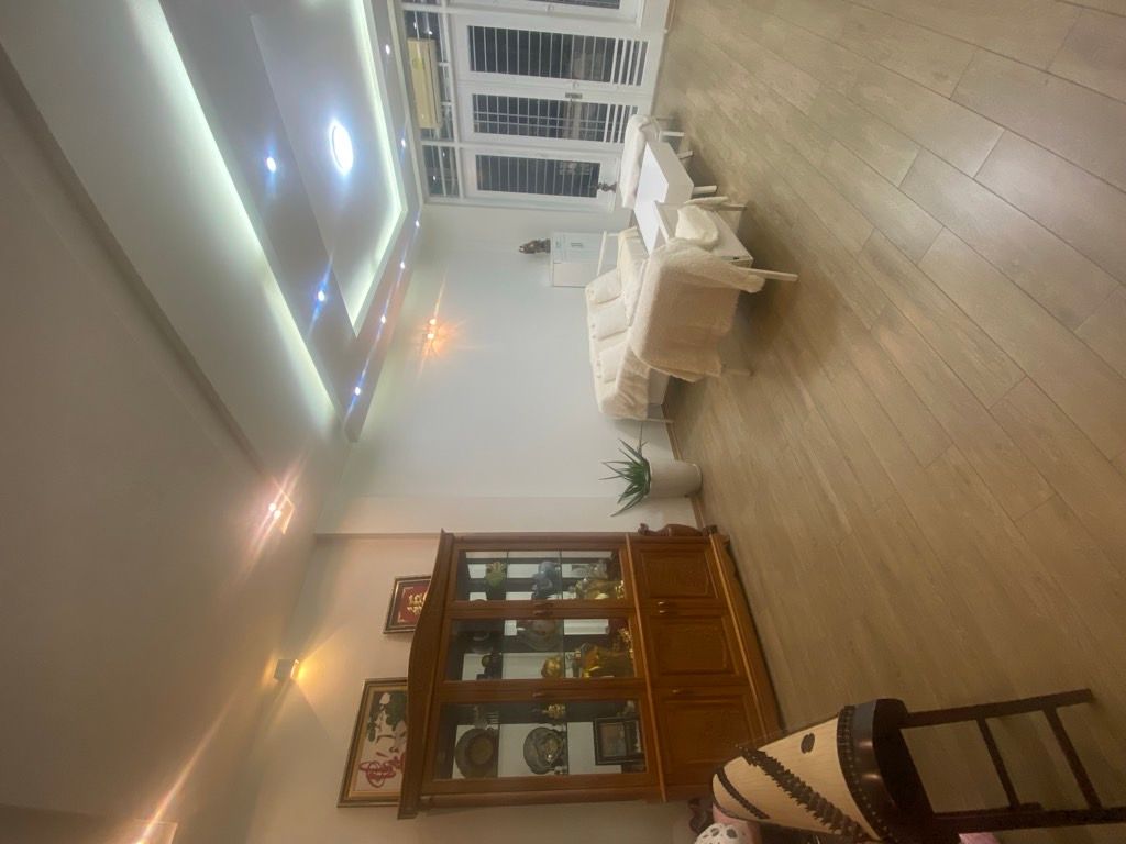 NHÀ MẶT PHỐ LẠC LONG QUÂN - 5 TẦNG THANG MÁY - MÓNG 7 TẦNG