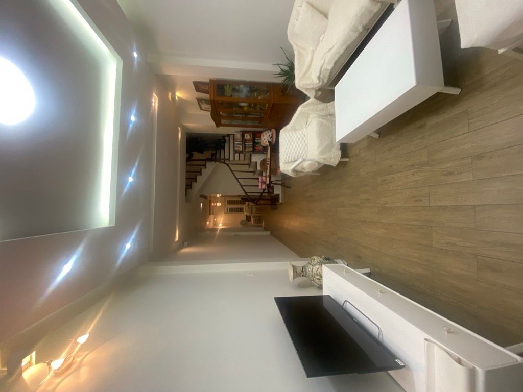 NHÀ MẶT PHỐ LẠC LONG QUÂN - 5 TẦNG THANG MÁY - MÓNG 7 TẦNG