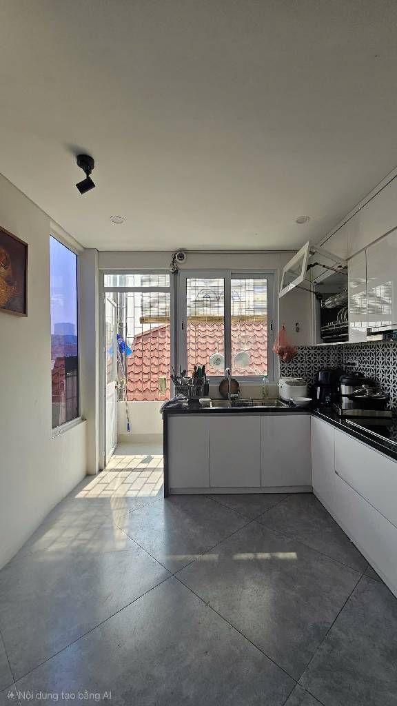 MẶT PHỐ PHƯƠNG MAI - 2 THOÁNG - VIEW HỒ - 7 TẦNG THANG MÁY