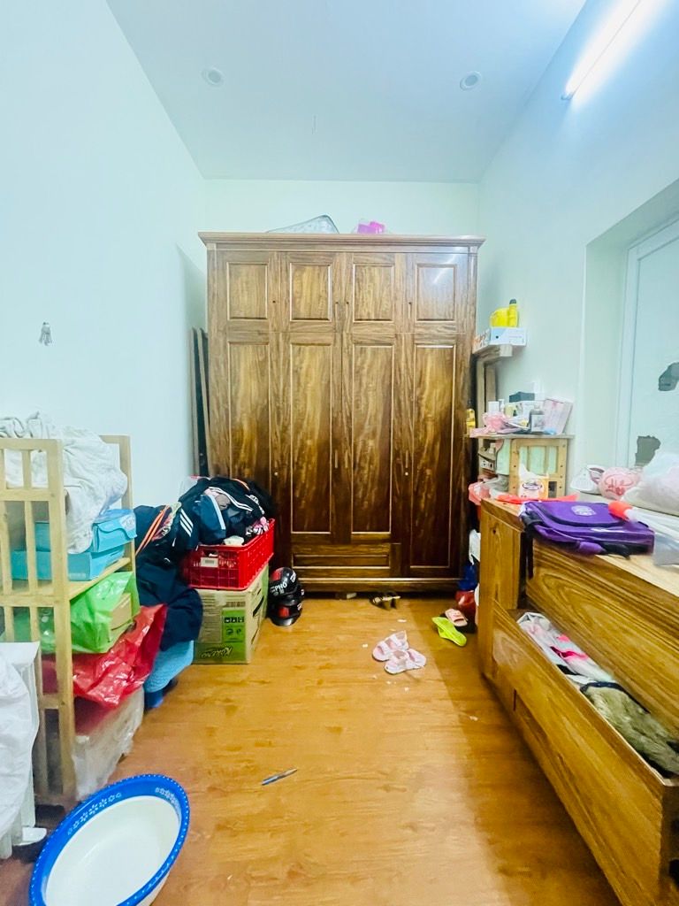 MẶT PHỐ YÊN LẠC - BÁN ĐẤT TẶNG NHÀ - KINH DOANH ĐỈNH - VUÔNG ĐẸP