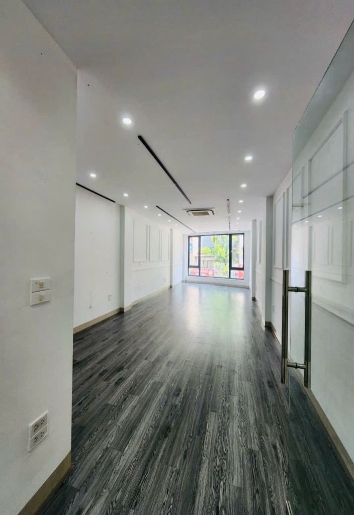 MẶT PHỐ KHÂM THIÊN - SÁT Ô CHỢ DỪA - 5 TẦNG THANG MÁY THÔNG SÀN