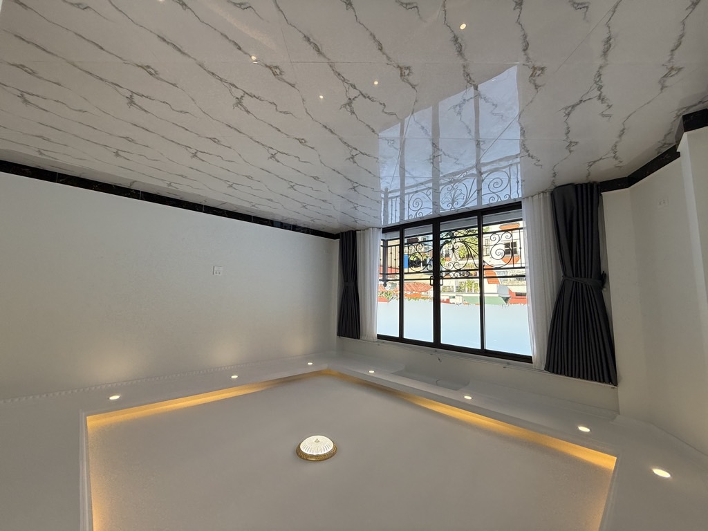 SIÊU PHẨM 5 TẦNG THANG MÁY MINH KHAI - LÔ GÓC - ĐỐI DIỆN TIMECITY