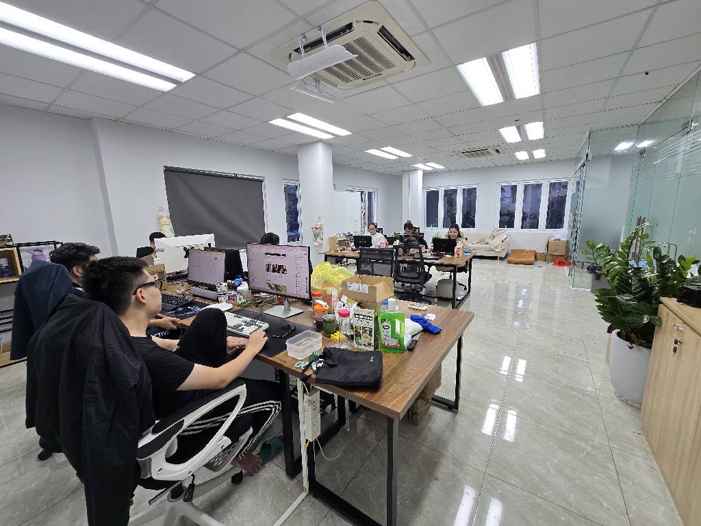 TOÀ VĂN PHÒNG LÔ GÓC, VỈA HÈ RỘNG, VỊ TRÍ ĐỈNH, DÒNG TIỀN 2TỶ4/NĂM