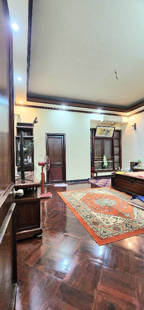 NHÀ MẶT PHỐ KHÂM THIÊN, MẶT TIỀN 5.3M, ĐOẠN GIỮA PHỐ CỰC ĐẸP