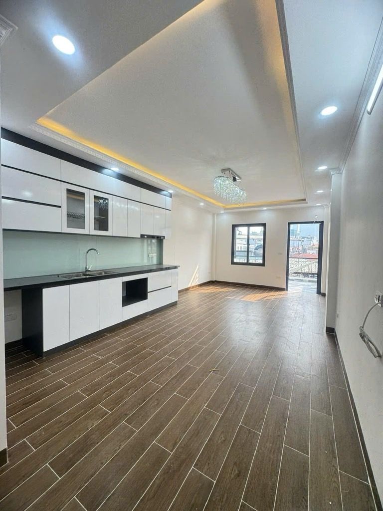 NHÀ KHU PHÂN LÔ ĐƯỜNG BƯỞI, XÂY MỚI, 8 TẦNG THANG MÁY, THÔNG SÀN