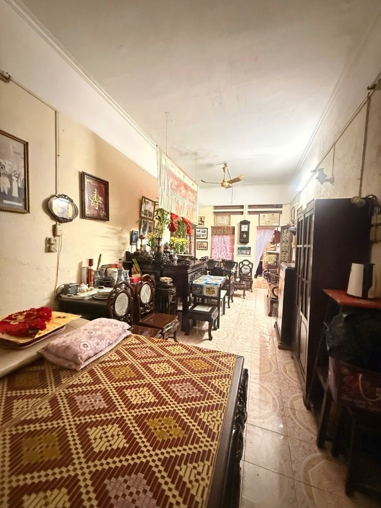 MẶT PHỐ ĐỒNG XUÂN, TRỤC HÀNG NGANG-HÀNG ĐÀO SẦM UẤT