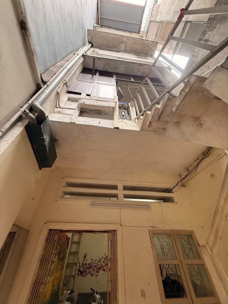 MẶT PHỐ ĐỒNG XUÂN, TRỤC HÀNG NGANG-HÀNG ĐÀO SẦM UẤT