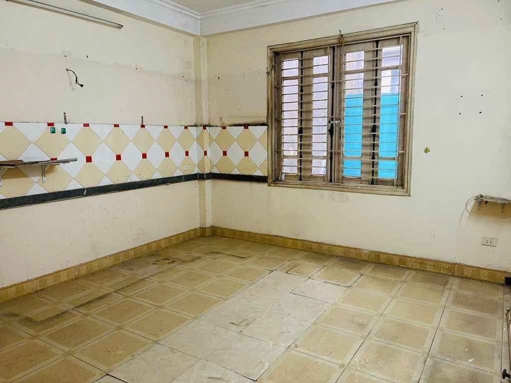 NHÀ DÂN XÂY MẶT PHỐ VĨNH PHÚC,  DÂN TRÍ CAO, 2 MẶT THOÁNG