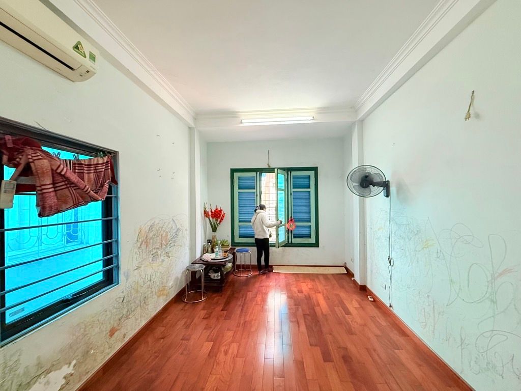 MẶT PHỐ ĐỘI CẤN VIP, VỊ TRÍ ĐỈNH, LÔ GÓC, KINH DOANH SẦM UẤT