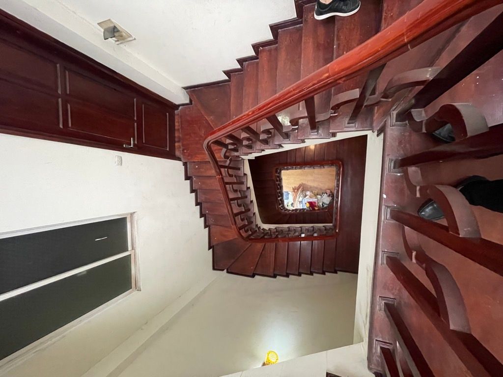 BÁN ĐẤT TẶNG NHÀ MẶT CHỢ NGỌC HÀ, KINH DOANH SẦM UẤT, BUÔN BÁN TẤP NẬP