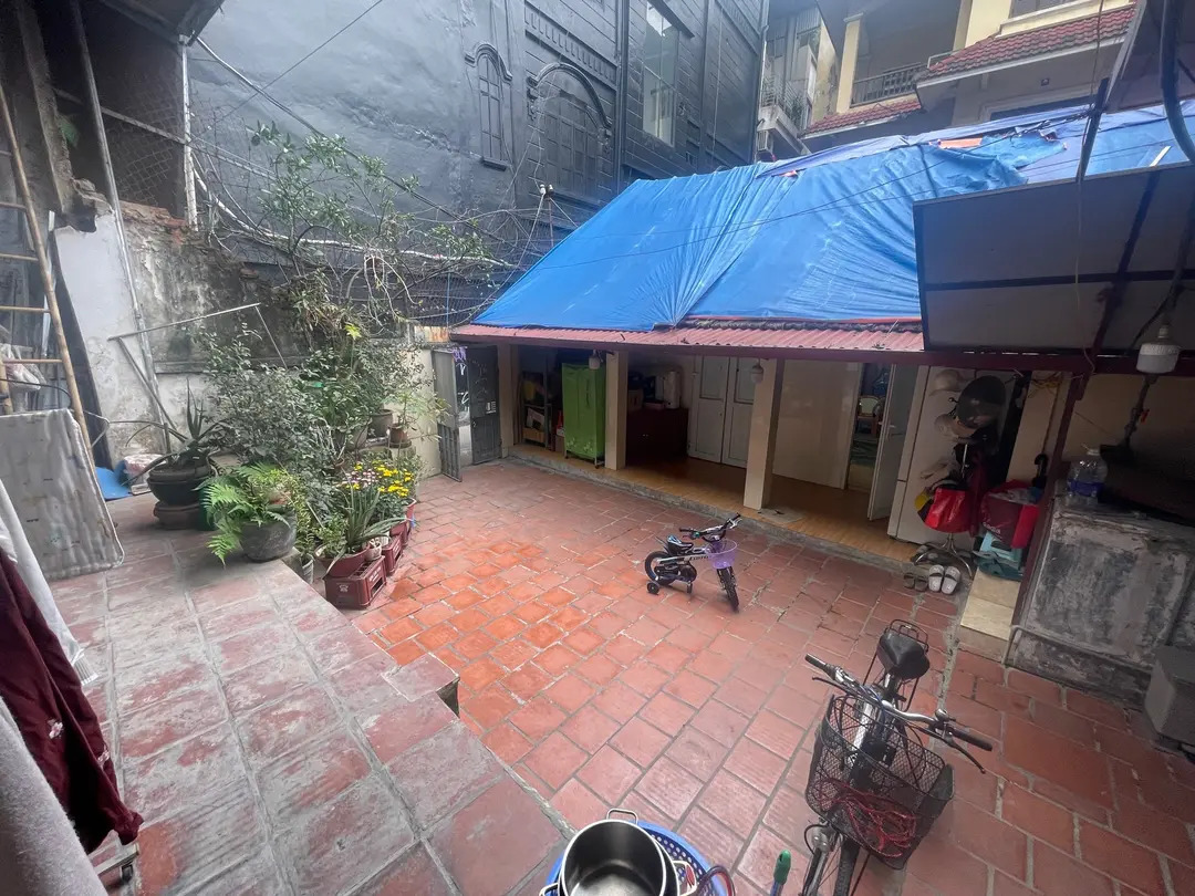 THỬA ĐẤT ĐẸP MẶT PHỐ ÂU CƠ, LÔ GÓC, MẶT TIỀN KHỦNG, BÊN SỐ NHÀ LẺ