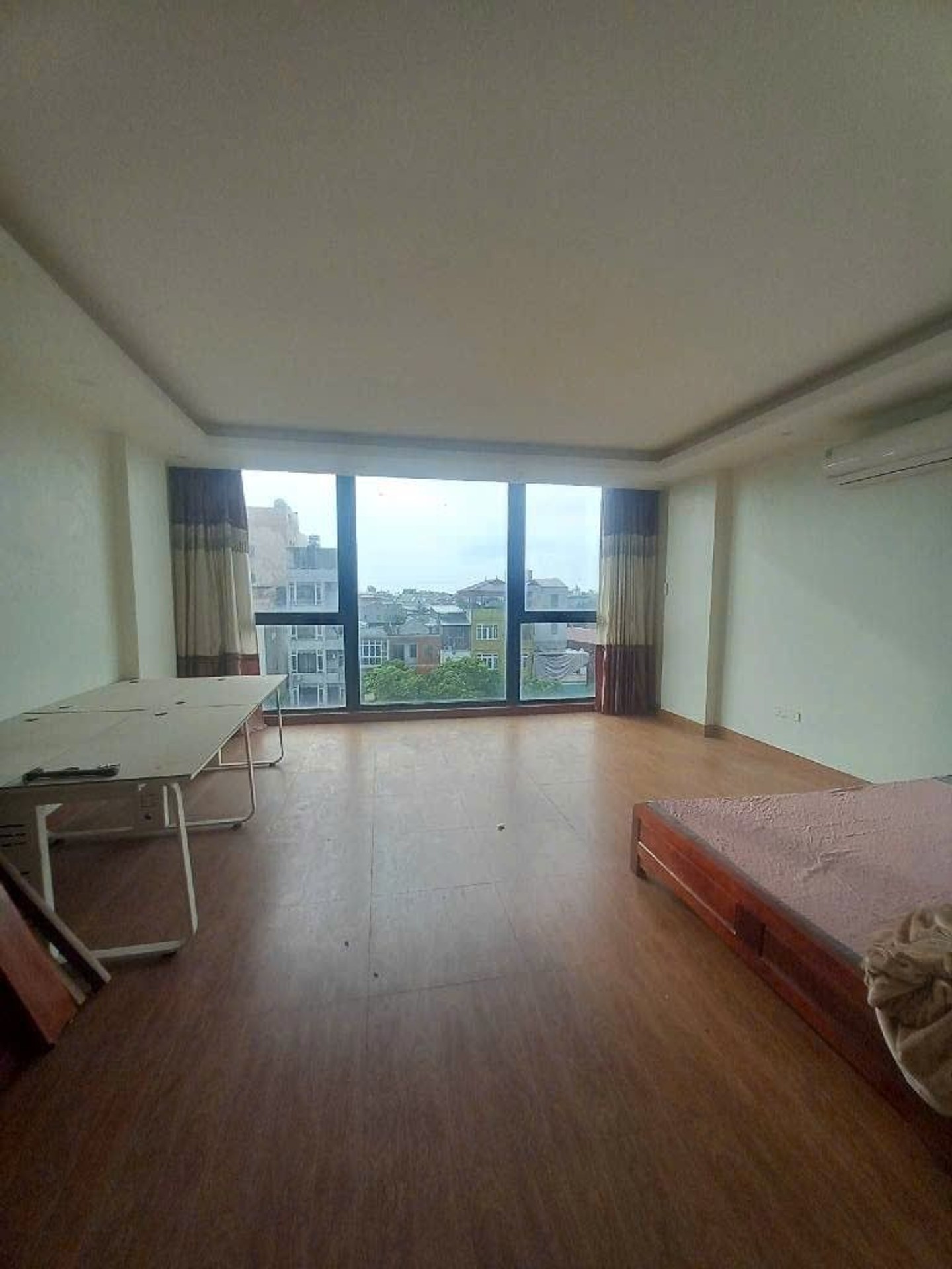 MẶT PHỐ NGÔ GIA TỰ, VỈA HÈ 7M, MẶT TIỀN 5.5M, TIỀM NĂNG TĂNG GIÁ CAO